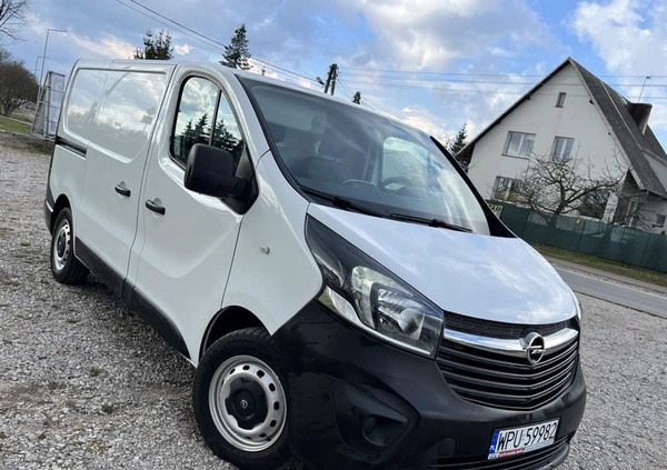 Opel Vivaro cena 46800 przebieg: 221444, rok produkcji 2015 z Goniądz małe 352